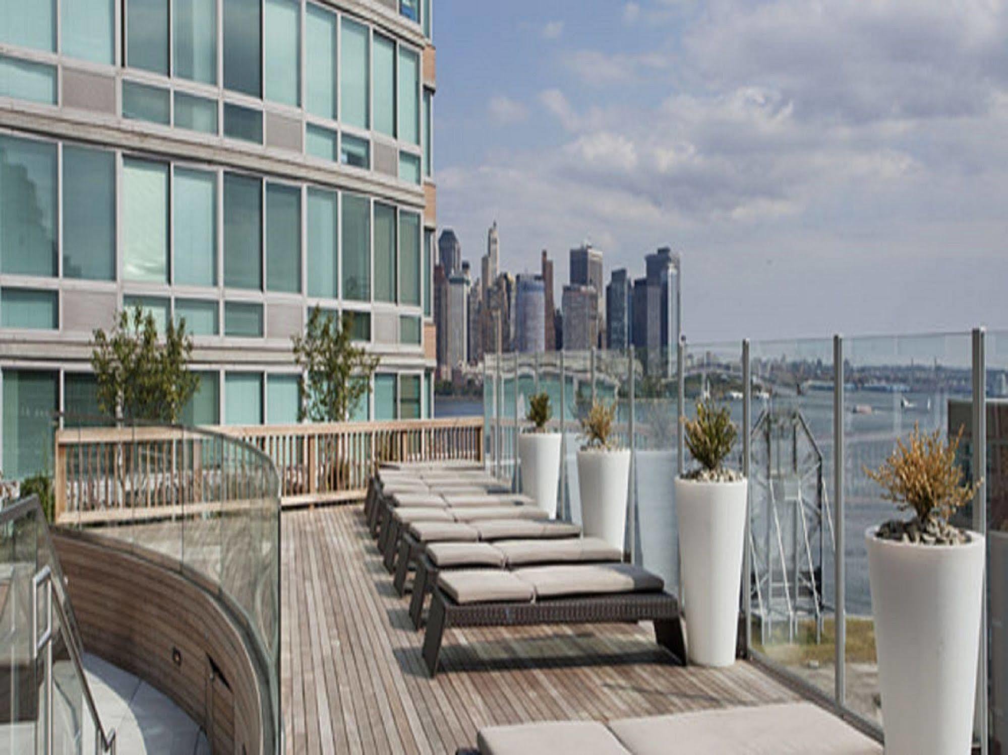 Global Luxury Suites At Exchange Jersey City Esterno foto