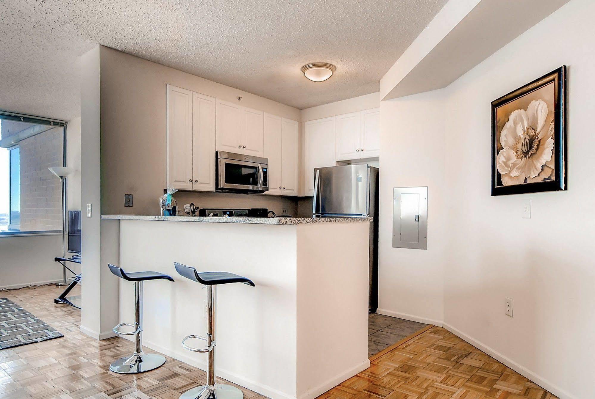 Global Luxury Suites At Exchange Jersey City Esterno foto