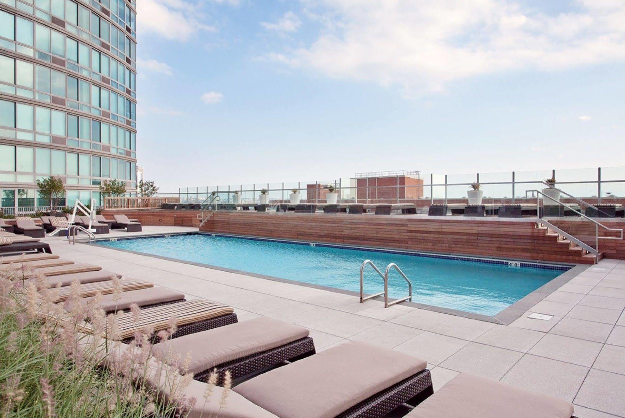 Global Luxury Suites At Exchange Jersey City Esterno foto